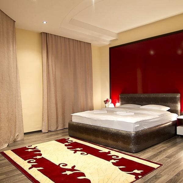 Imperial Hotel Chişinău Extérieur photo